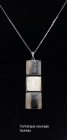 PendentifEnTripleCorneDeTaureauBlancSur_image_pendentifentriplecornedetaureaublancivoi2_img_20210513_091853.jpg